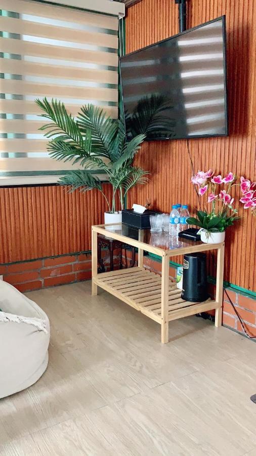 Old House Homestay Hanoi Esterno foto